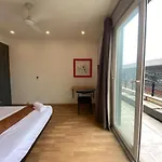 Hotel Yash Palace, Paschim Vihar, New Delhi